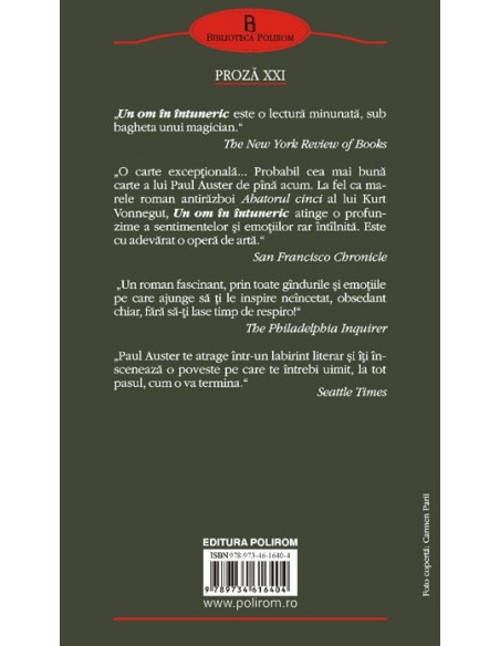 Un om în întuneric