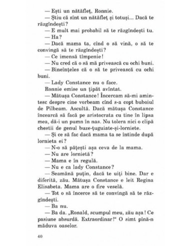 Nori grei deasupra Castelului Blandings