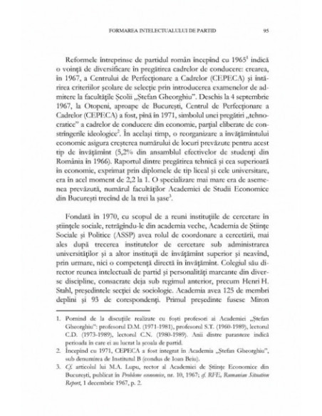 Intelectualii în cîmpul puterii. Morfologii şi traiectorii sociale