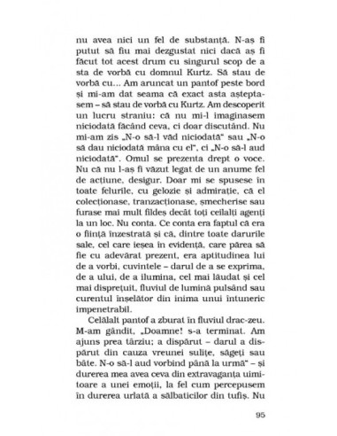 Inima întunericului (ediţie de buzunar)