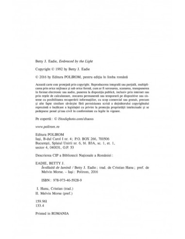 Învăluită de lumină