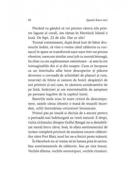 Spaţiul dintre nori