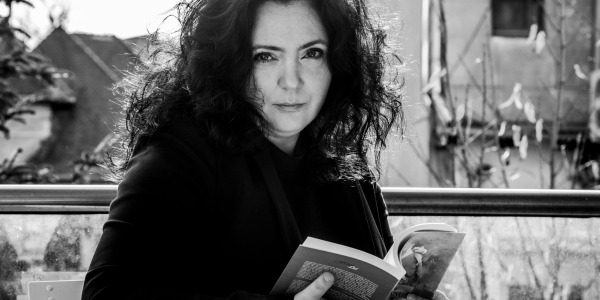 O formă de viață necunoscută de Andreea Răsuceanu va apărea în limba bulgară